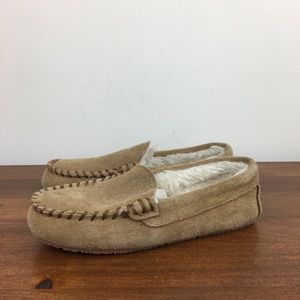 Lands End Tan Suede Leather Faux Fur Lined Moccasin Slippers Youth US 2 EUR 33.